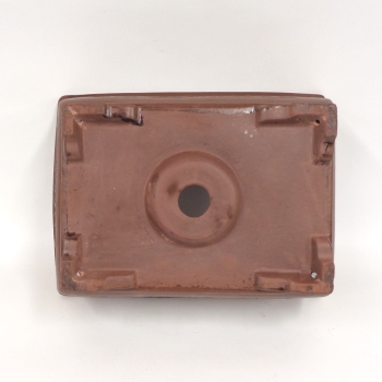 eckige Schale rotbraun unten